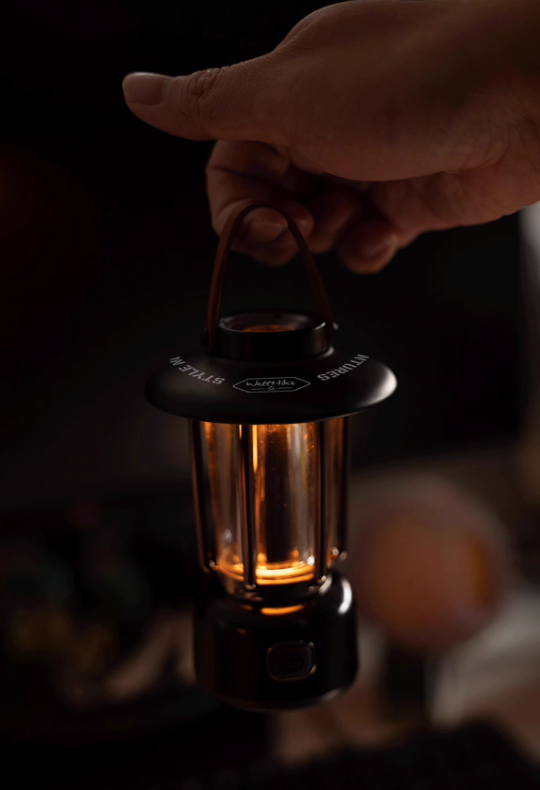 Mini metal lantern