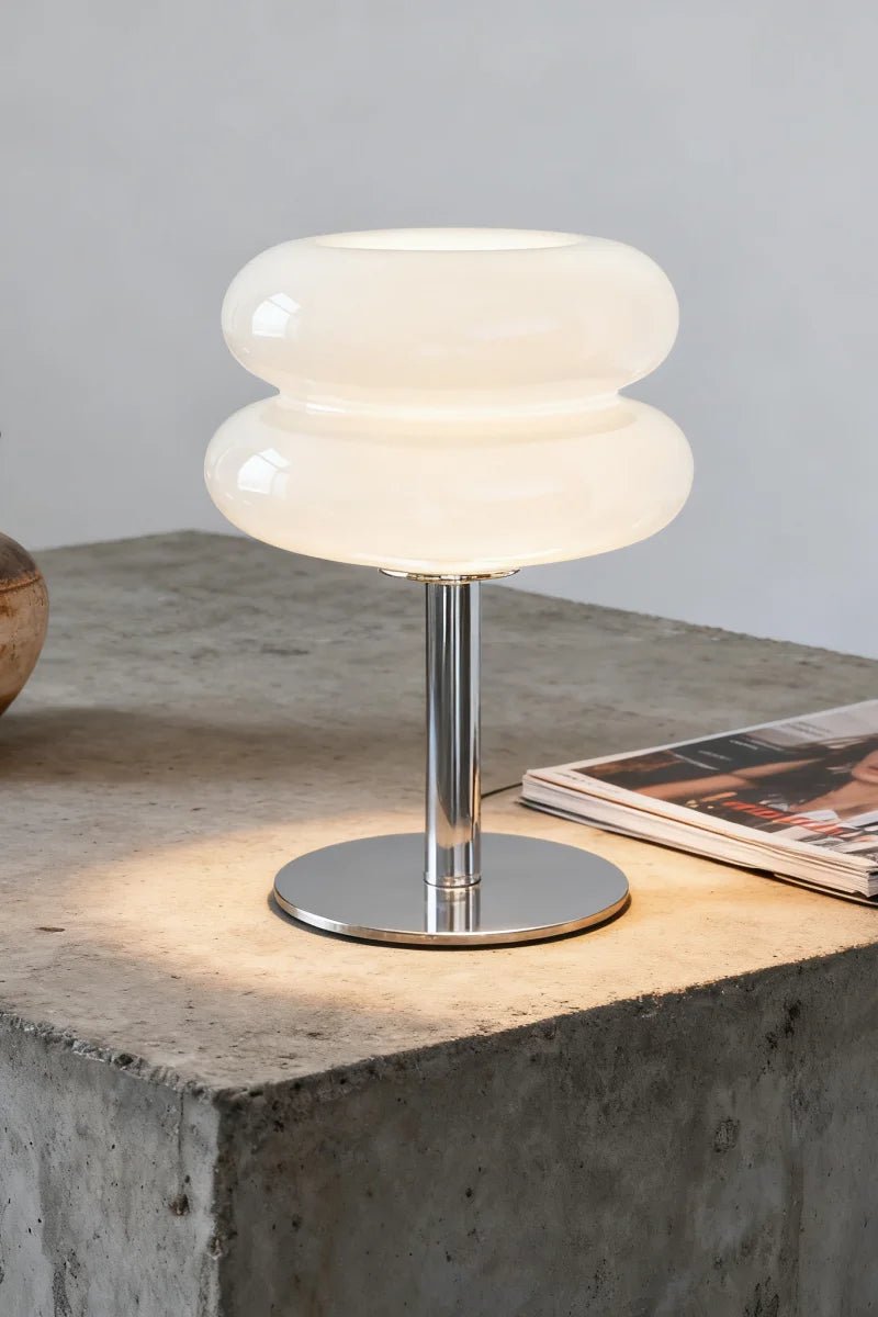 Macaron cream table lamp