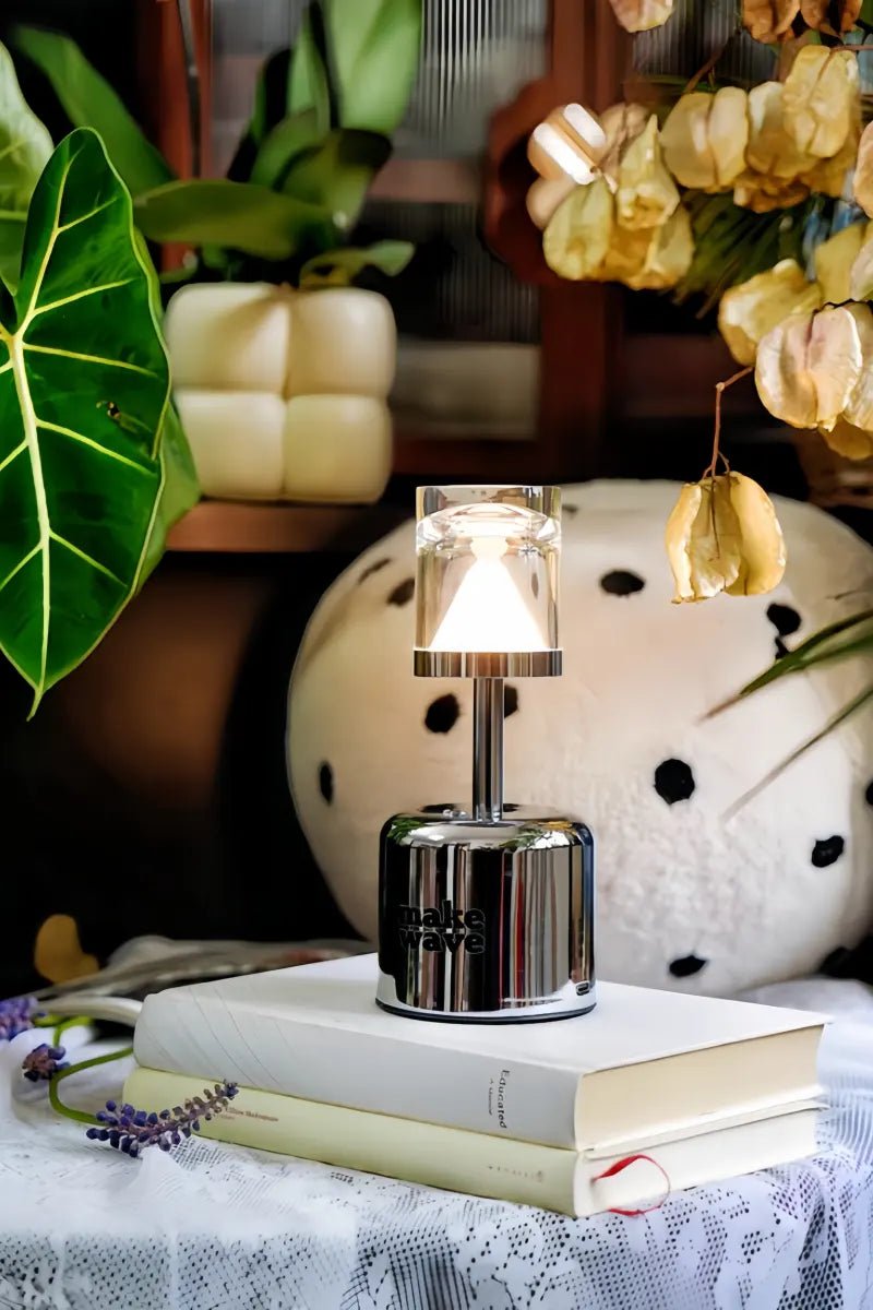 Mars table lamp